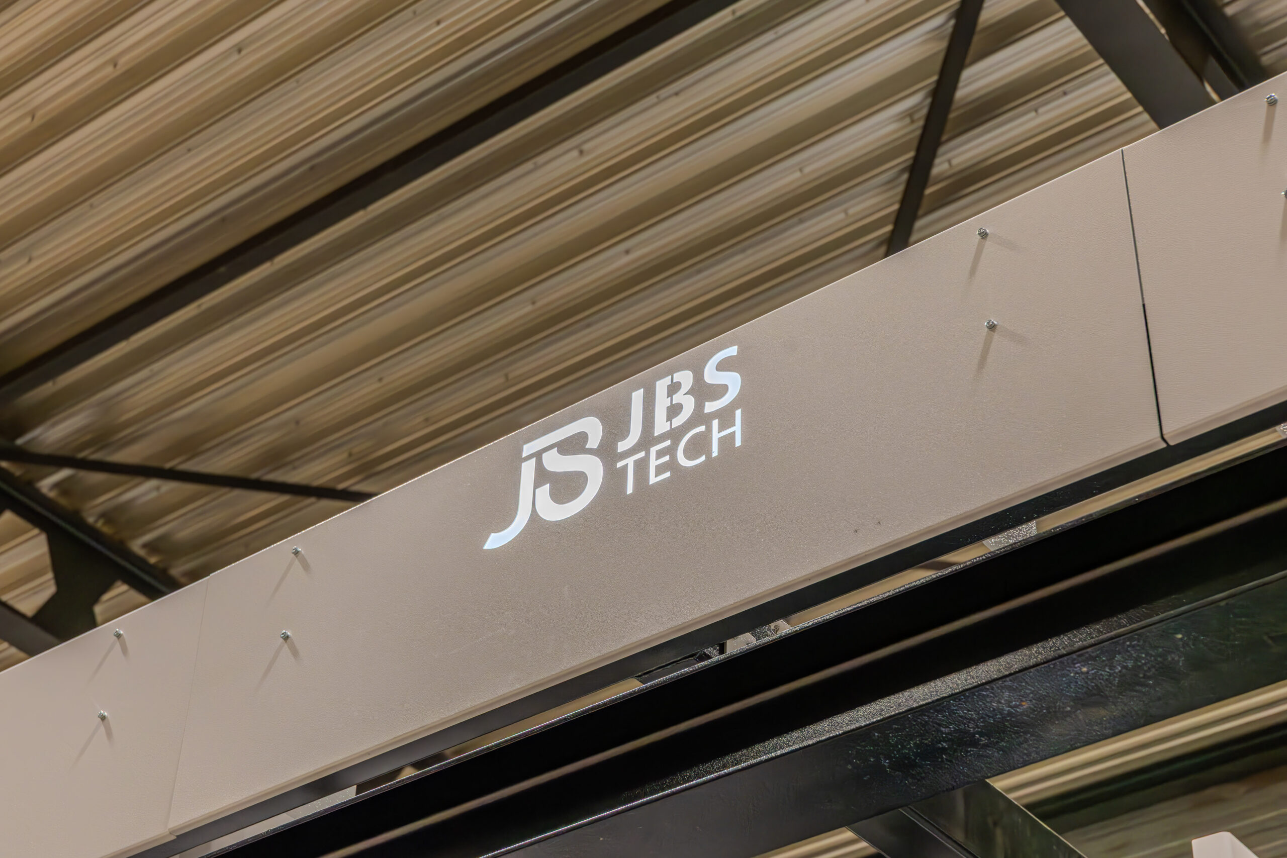 TBvisuals x JBStech14